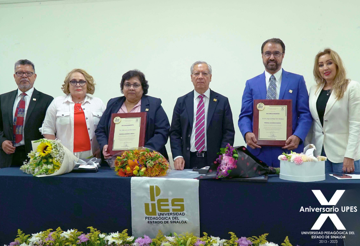 RECONOCE LA UPES A DOCENTES EMÉRITOS